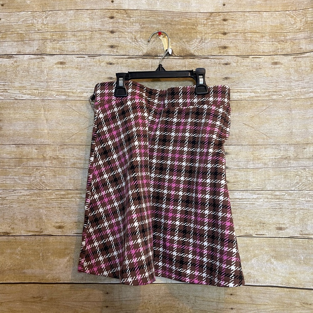 Madden NYC plaid skirt 🛍 - Picture 2 of 3